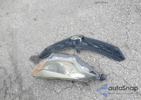 2016 Toyota Corolla S Plus z USA, uszkodzony, nr VIN 2T1BURHE4GC578720